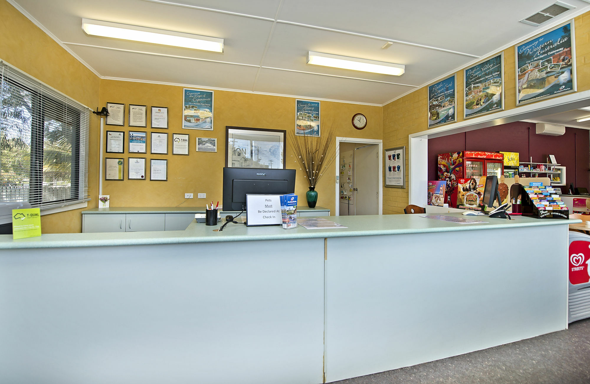 Acclaim Rose Gardens Beachside Holiday Park アルバニー エクステリア 写真